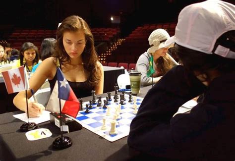 Photos On vous présente Alexandra Botez la joueuse d échecs la plus