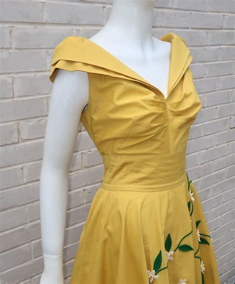 Juli Lynne Charlot Circle Skirt Dress With Felt Flowers C1950 At