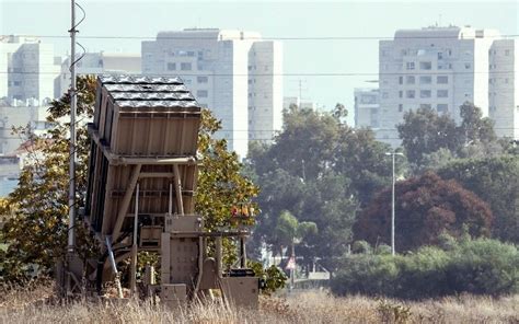Israeli broadcast media reports that the iron dome malfunctioned during a rocket barrage towards ashkelon. Iron Dome deployed in greater Tel Aviv area as IDF girds ...
