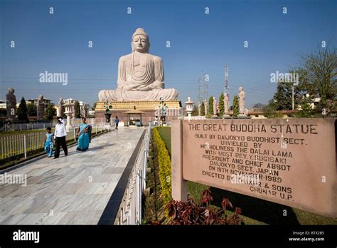 The Great Buddha Statue In Bodhgaya Bihar India Stock Photo Alamy
