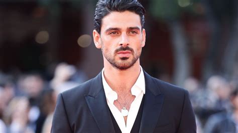 Discover images and videos about michele morrone from all over the world on we heart it. Netflix-Hit "365 Days" noch versexter als "Shades of Grey ...