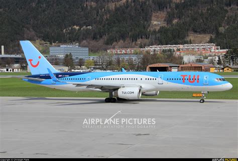 G Oobd Tui Airways Boeing 757 200wl At Innsbruck Photo Id 1379360