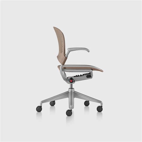 An original design by jeff weber, this adjustable task chair is manufactured by herman miller. Herman Miller Caper Multipurpose Chair | Living Edge