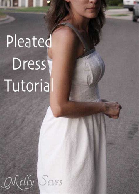 This Easy To Sew Dress Flatters Whether Youre A Curvy Girl Or Not Made From A Simple Rectangle