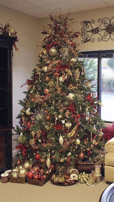 30 Inspiring Christmas Tree Decorations For Living Room Traditional
