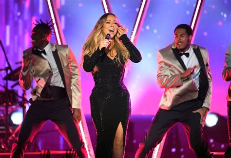 Mariah Carey Billboard Music Awards Performance 2019 Video Popsugar Entertainment