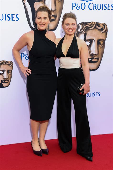 Kate Winslet And Mia Threapleton Do Mother Daughter Style On The Red