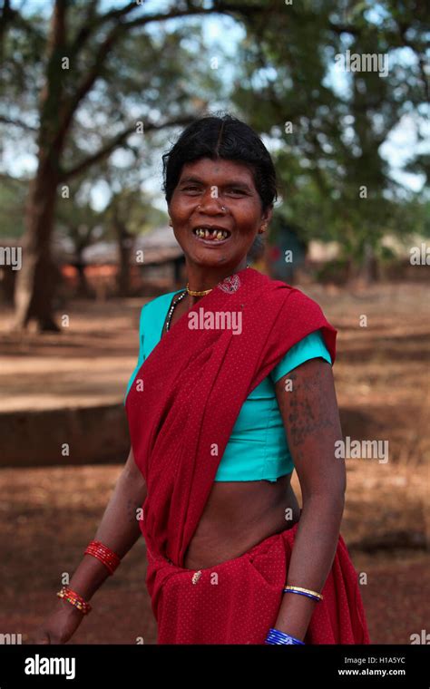 Tribal Woman Smiling Dhurwa Tribe Gonchapar Village Chattisgarh India Rural Faces Of India