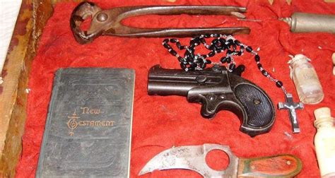 The Incredible Vampire Hunting Kit From The 1800s