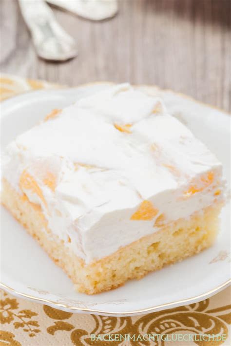 Schritt 2 auf ein gefettetes (tiefes) backblech geben und bei 175° 20 minuten backen & anschließend gut abkühlen lassen. Fantakuchen mit Schmand | Backen macht glücklich