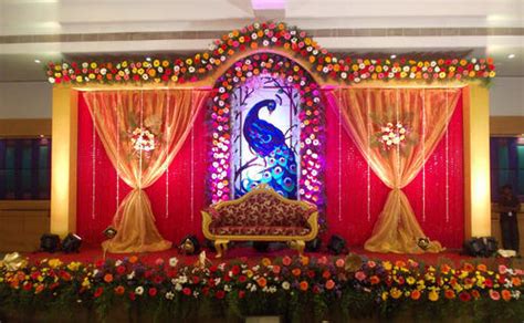 Easy explanation of step by step bangle decoration for festivals now watch same video in kannada ಬಳೆಗಳಿಂದ ಹಬ್ಬಗಳಿಗೆ. Marriage Stage Decoration, शादी के लिए स्टेज डेकोरेटर ...