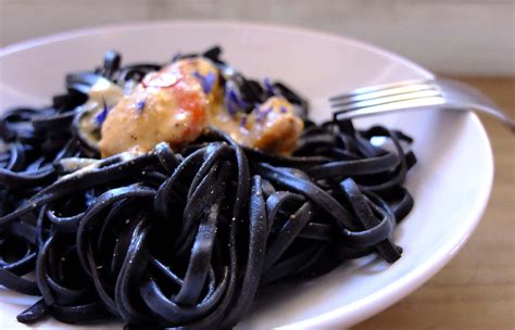 fettucine à l encre de seiche aux saint jacques et au safran royal chill blog cuisine