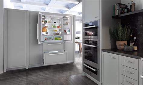 Perfectfresh and flexilight for best storage conditions and high convenience. The 5 Best Integrated Refrigerators for 2018 (Reviews ...