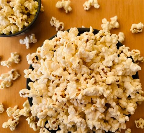 Homemade Buttered Popcorn Delicious Defined