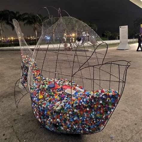 Arte Com Lixo Simples