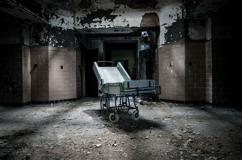 Haunting Photos Of Abandoned Hospitals Around The World Bank Home Com