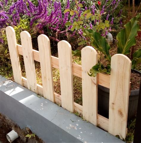 Jual pagar taman / pagar kayu / pagar dekorasi1 di lapak azdhik woodist