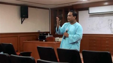 Universiti ini terletak di pinggir bandaraya kuala lumpur. Kuliah Al Hikam Siri 002 - Dr. Ahmad Faisal Abdul Hamid ...