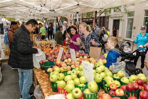 Lincoln Square S Apple Fest Is This Weekend Midwest Today