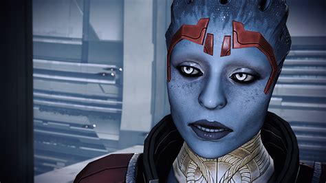 What Are These Head Pieces For Rmasseffect