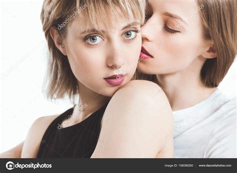 mooie jonge lesbische paar — stockfoto © dimabaranow 156086260