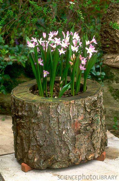 25+ DIY Reclaimed Wood Projects for your Homes Outdoor