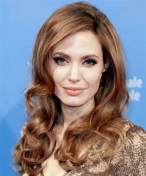 10 Angelina Jolie Hairstyles Hair Cuts And Colors