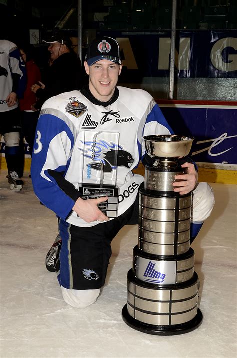 Growing Up Hockey: Charlie Coyle | The Pink Puck