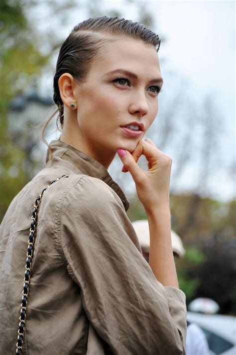 Karlie Kloss Looking Lovely At The Chanel 12 Show Street Style