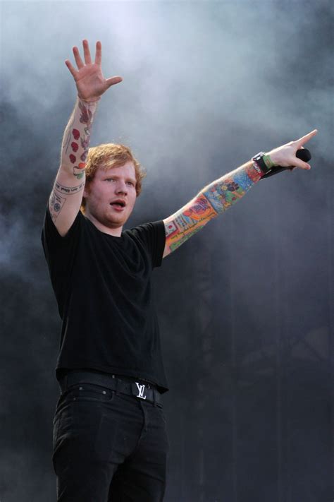 Топ 10 песен ed sheeran | top 10 ed sheeran songs. Ed Sheeran mutiert für "Bad Habits"-Video zum Vampir | bigFM
