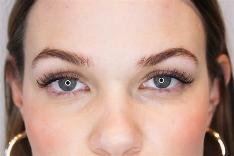 Making Beautiful Eyelash — Tld