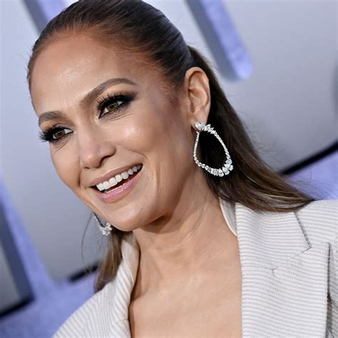 Jennifer Lopez Stuns In Hot Pink Lace Underwear In Exciting Career