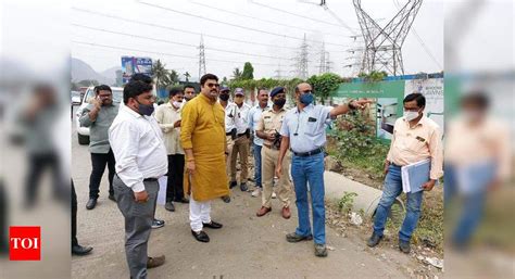 Thane Mns Mla Blames Road Development Corporation For Slow Speed Of Kalyan Shilphata Road Work
