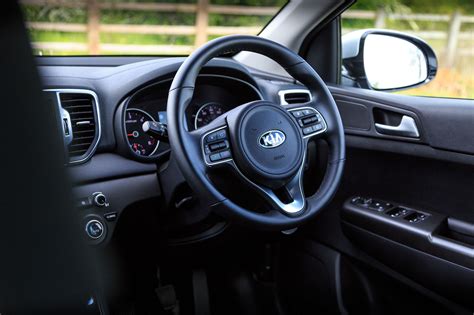 Kia sportage 1.7 crdi anno 02/2011 kw 85 cv 116 euro 5. 2016 Kia Sportage 1.7 CRDi '2' Eco Review