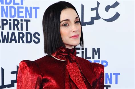 Последние твиты от vicent@2020 (@vicent20201). St. Vincent, The Kills & More Cover 2020 Rock & Roll Hall of Fame Inductees' Songs Ahead of ...