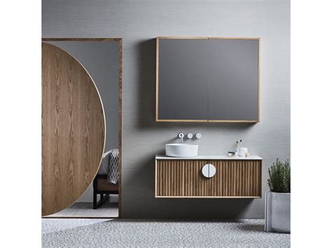 issy halo i 1000mm x 450mm x 450mm vanity unit with 2 doors and internal shelf with handle from reece