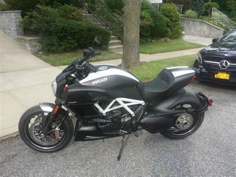 2015 Ducati Diavel Testastretta 11°