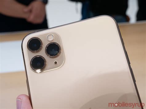 Iphone 11 Pro And 11 Pro Max Hands On Apples Triple Camera Comeback