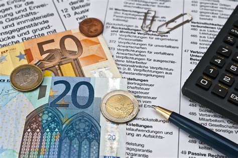 Beinahe jede branche findet dort den passenden kontenplan, angepasst an die jeweiligen besonderheiten: Unterschied Kontenrahmen Und Kontenplan : Unterschied ...