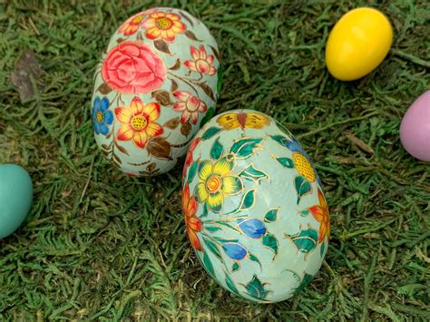 Vintage Easter Egg Ornaments 2 Floral Wood Ornaments Easter