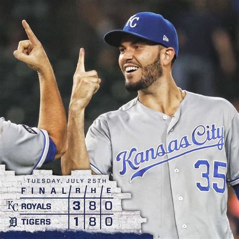 Royals Defeat Tigers To Stretch Win Streak To Seven Games