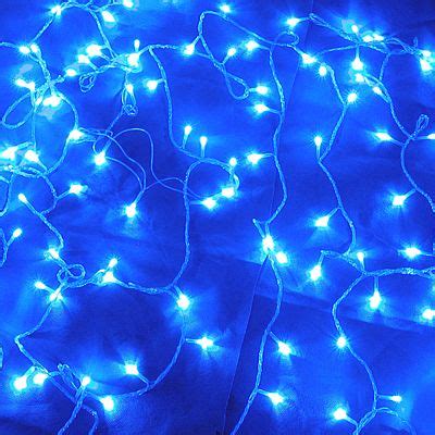 This blue wallpaper is an aesthetic dream! Blue fairy lights..... | Blue fairy lights, Blue aesthetic ...