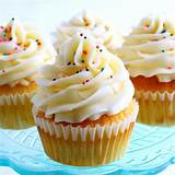 It's not a party without funfetti. Dairy Free Cupcake Ideas / Gluten Free Vanilla Cupcakes Dairy Free Option Mama Knows Gluten Free ...