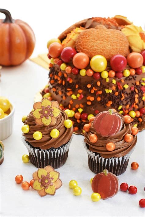 My delight cupcakery is a gourmet cupcake & custom cake bakery located in ontario, california. Easy Thanksgiving Cake Decorating Ideas ⋆ Savvy Saving Couple