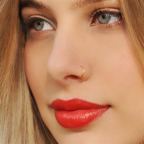 Wir bieten dir eine riesenauswahl an stylischen produkten. 8 besten Nasenringe Bilder auf Pinterest | Nasenpiercing ...