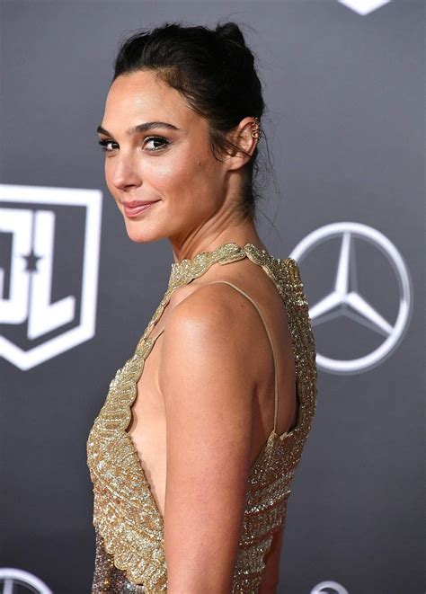 At age 18, she was crowned miss israel 2004. GAL GADOT at Justice League Premiere in Los Angeles 11/13/2017 - HawtCelebs