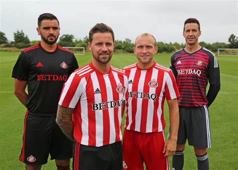 Wszystko na temat drużyny afc sunderland (league one) aktualny zespół z wartościami rynkowymi transfery pogłoski statystyki.kadra: The improving image of Sunderland AFC. New kit revealed ...