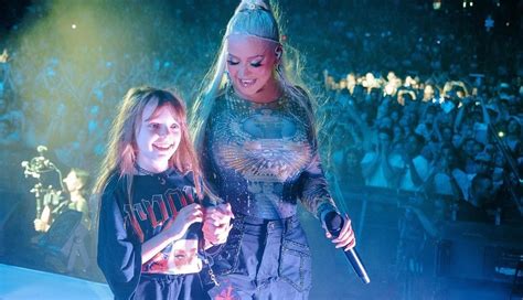 Christina Aguilera Brings Her Nine Year Old Daughter On Stage