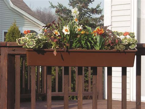 Deck Railing Tips And Instances For Your House Homes Tre Hanging