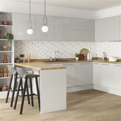 We Love Our New Dove Grey Kitchen This Gloss Kitchen Goes Perfectly